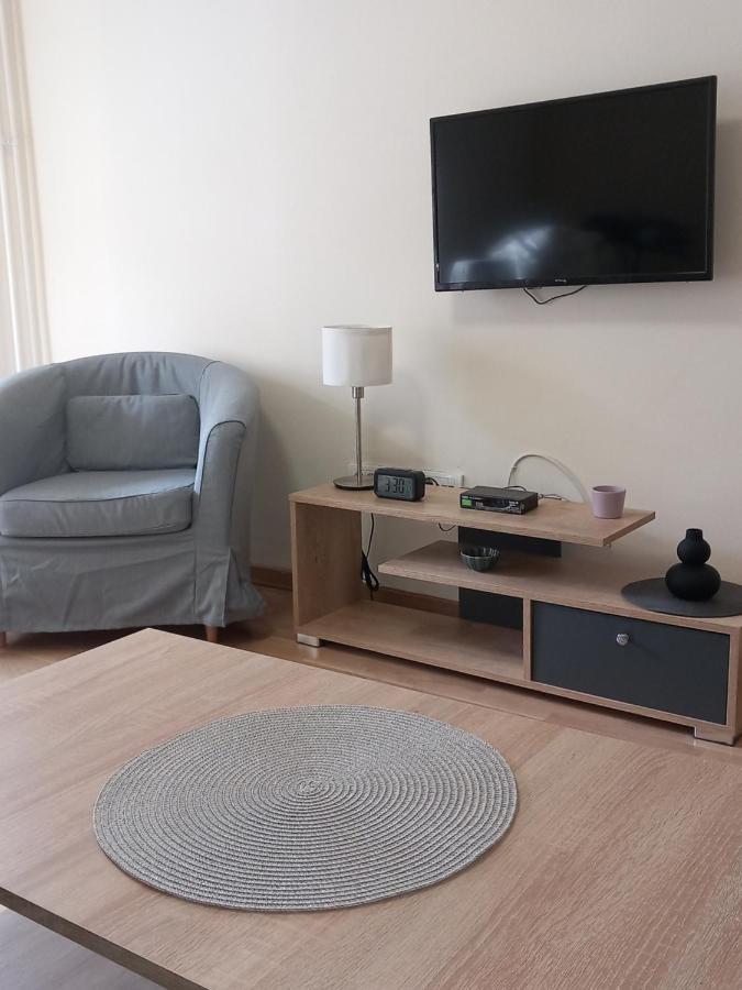 Libero78 Apartamento Belgrado Exterior foto