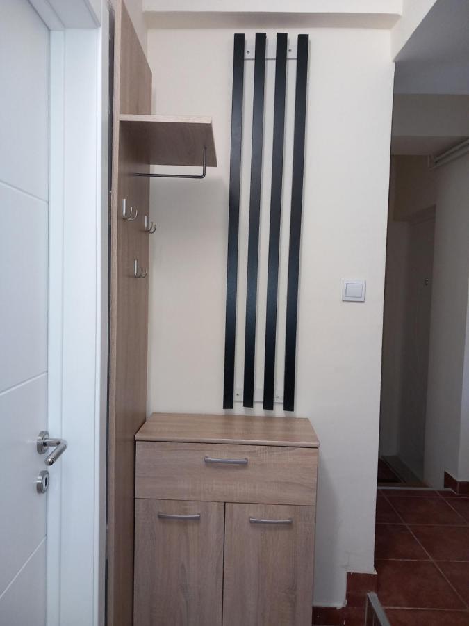 Libero78 Apartamento Belgrado Exterior foto